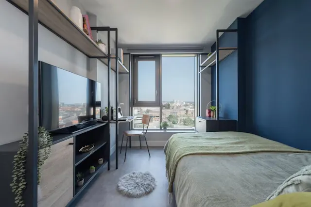 Skyline Ensuite room image 1