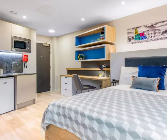 the-bonnie-glasgow-Smart Apartment-1