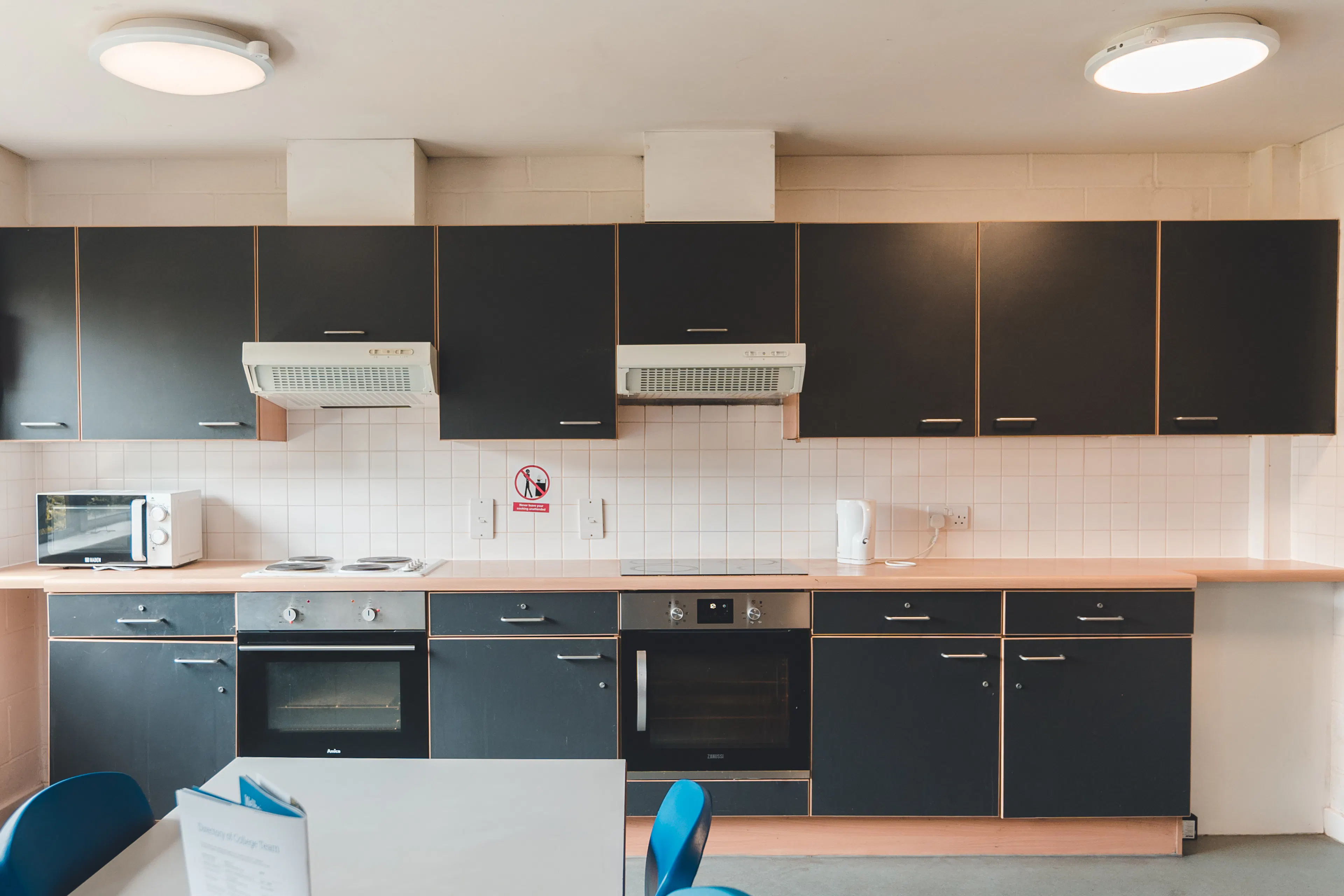 Single Room KITCHEN 2