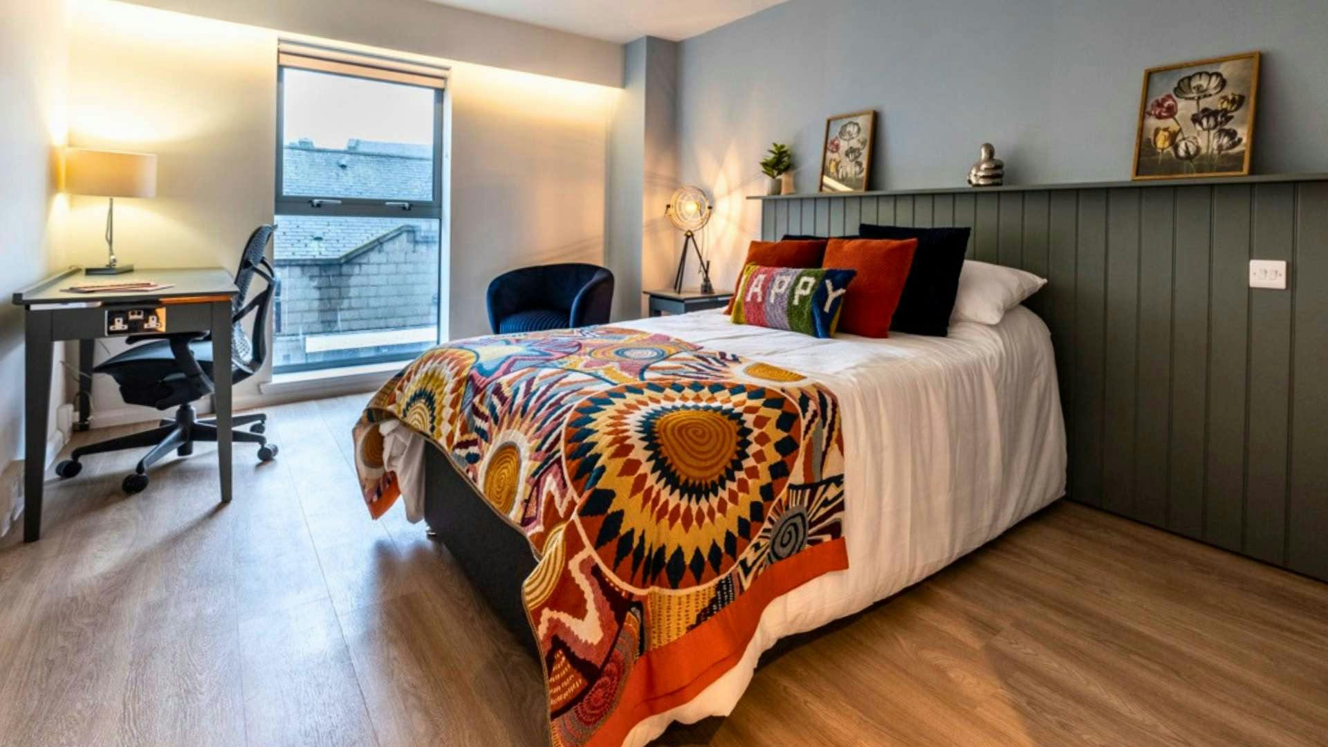 Silver Plus Studio 