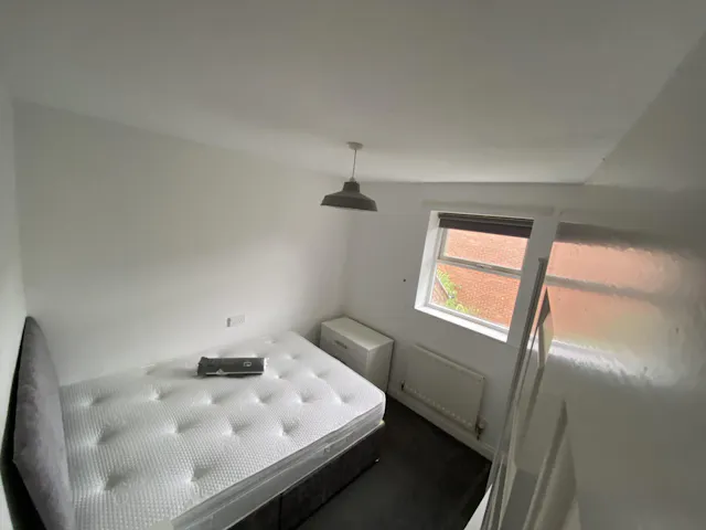 5 Bedroom Apartment room image 3