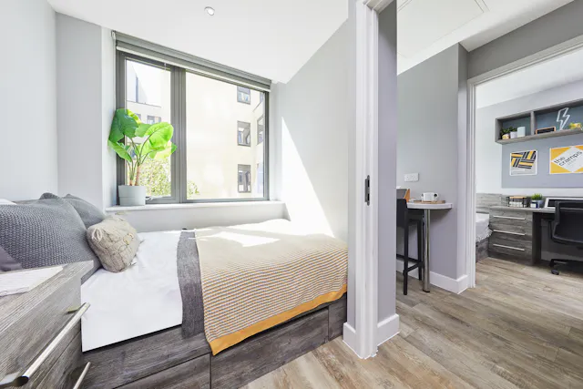 Standard 2-Bed Apartment room image 1