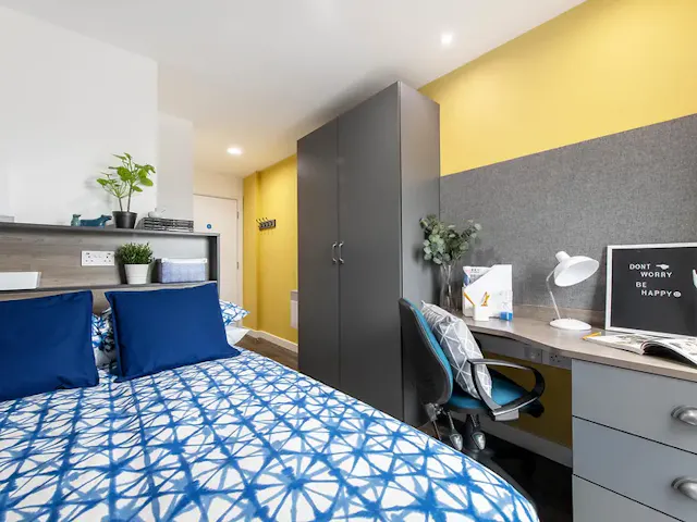 Standard room image 1