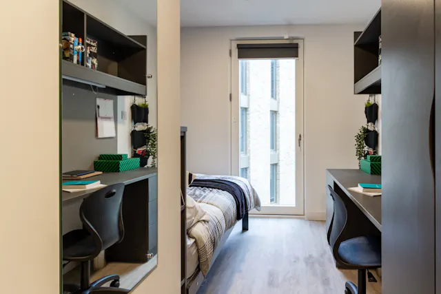Standard En Suite room image 1