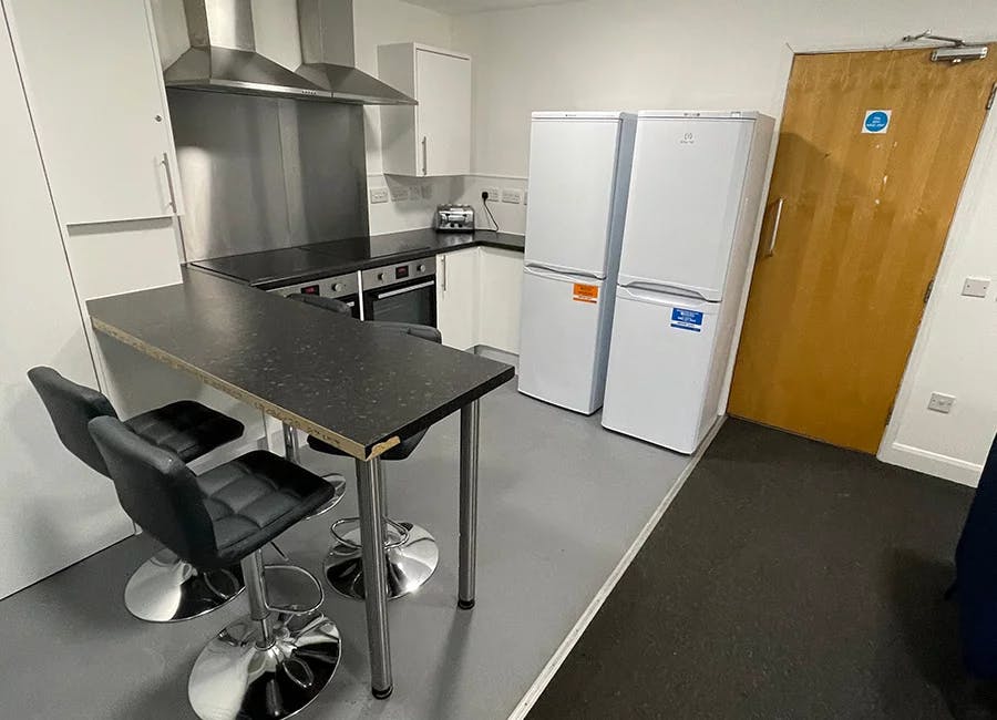 Standard Ensuite (C Hall)