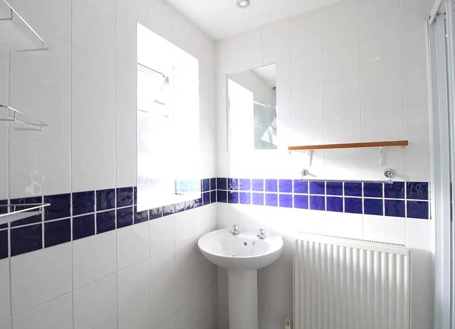 Standard Ensuite (F Hall)