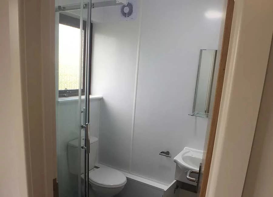 Standard Ensuite (Hall B)