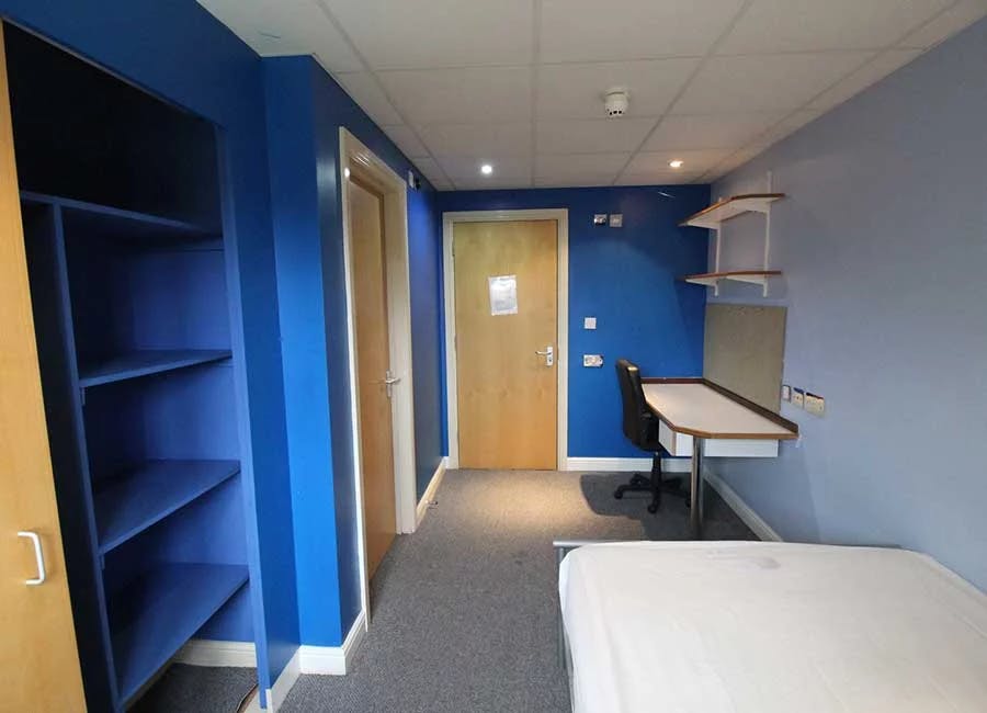 Standard Ensuite Room (Hall D)