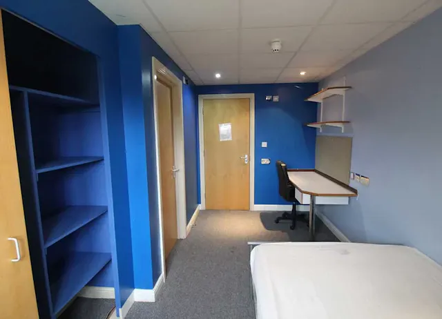 Standard Ensuite Room (Hall D) room image 2