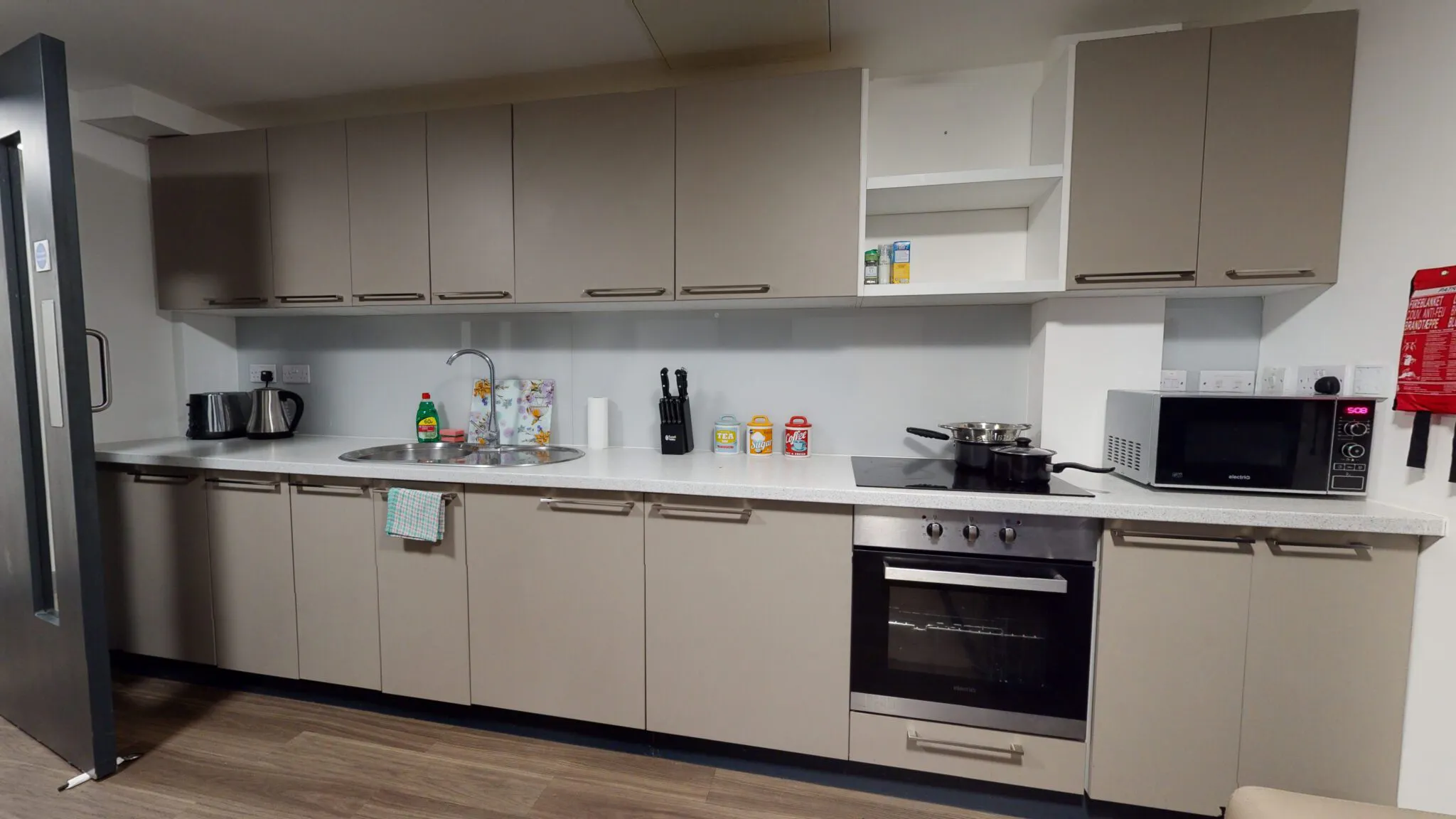 Standard Ensuite KITCHEN 2