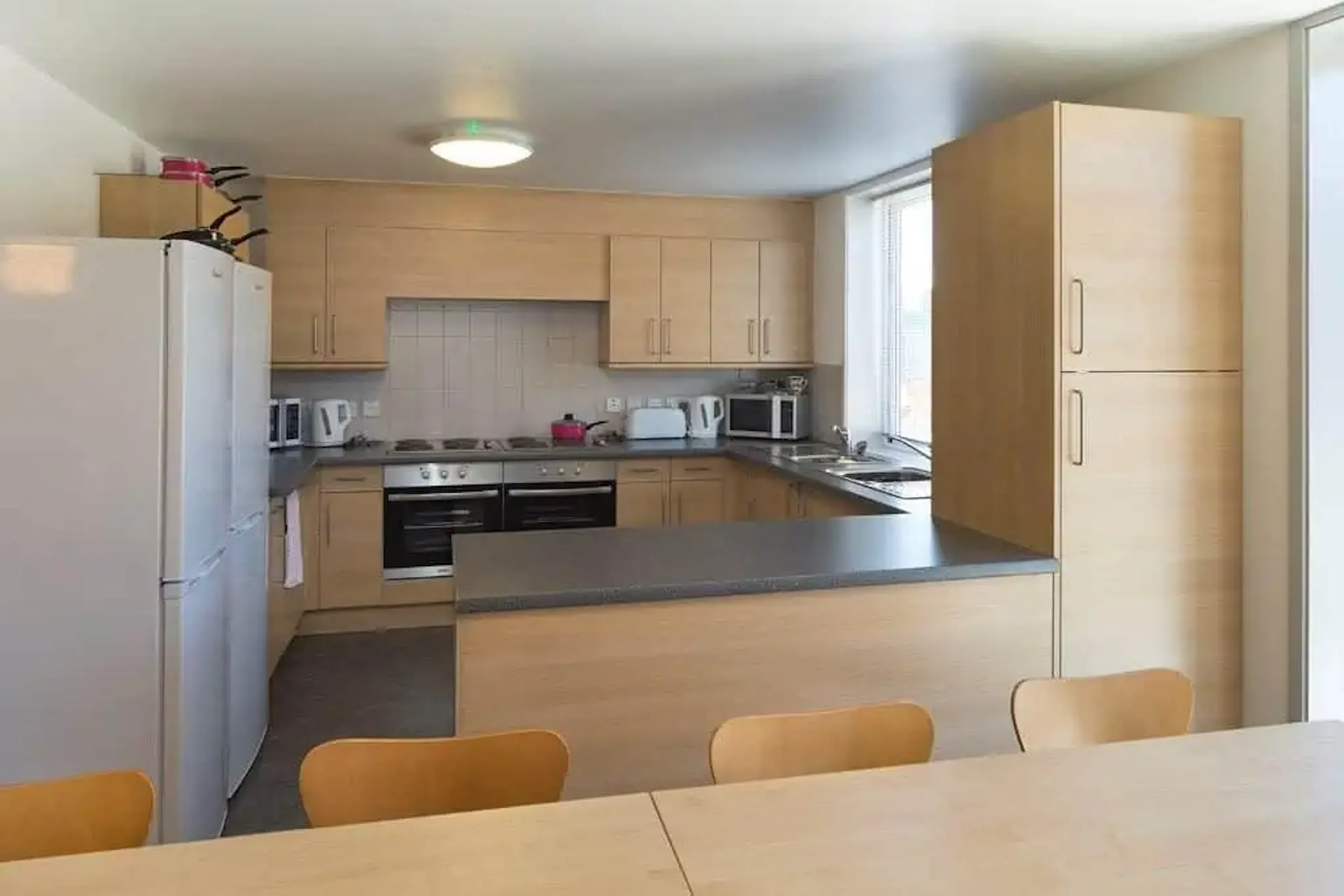 Standard KITCHEN 1