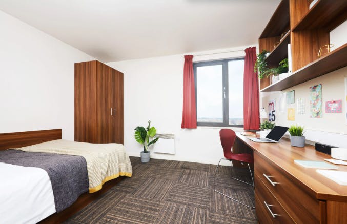 Standard Plus Ensuite Room