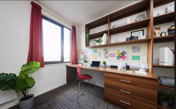 Standard Plus Ensuite Room