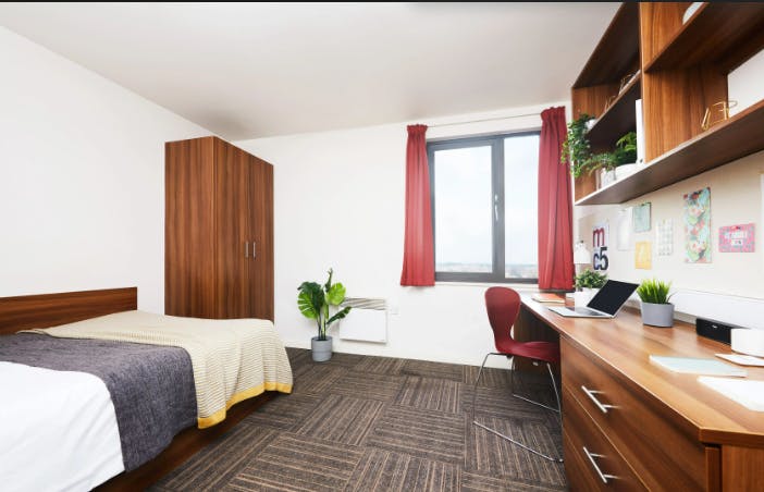 Standard Plus Ensuite Room