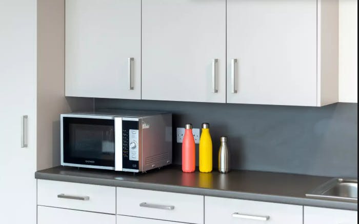 Standard Plus Ensuite Room