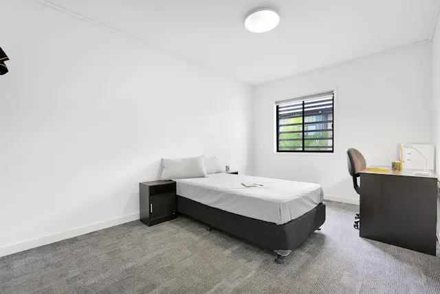 Standard Room room image 3