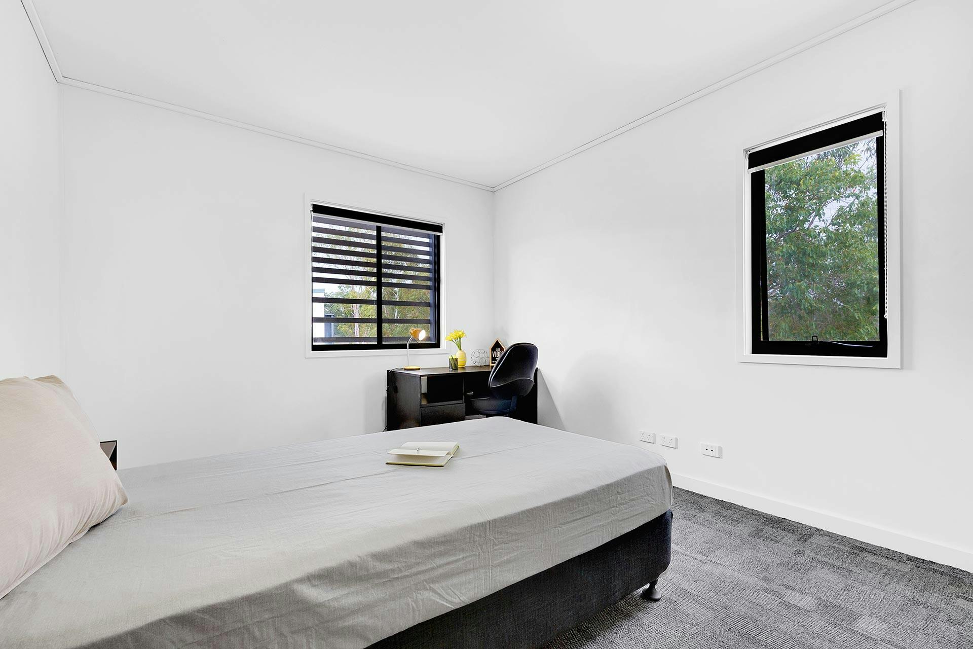 37-sinnathamby-boulevard-springfield-central-qld-4300-brisbane-Standard Room
