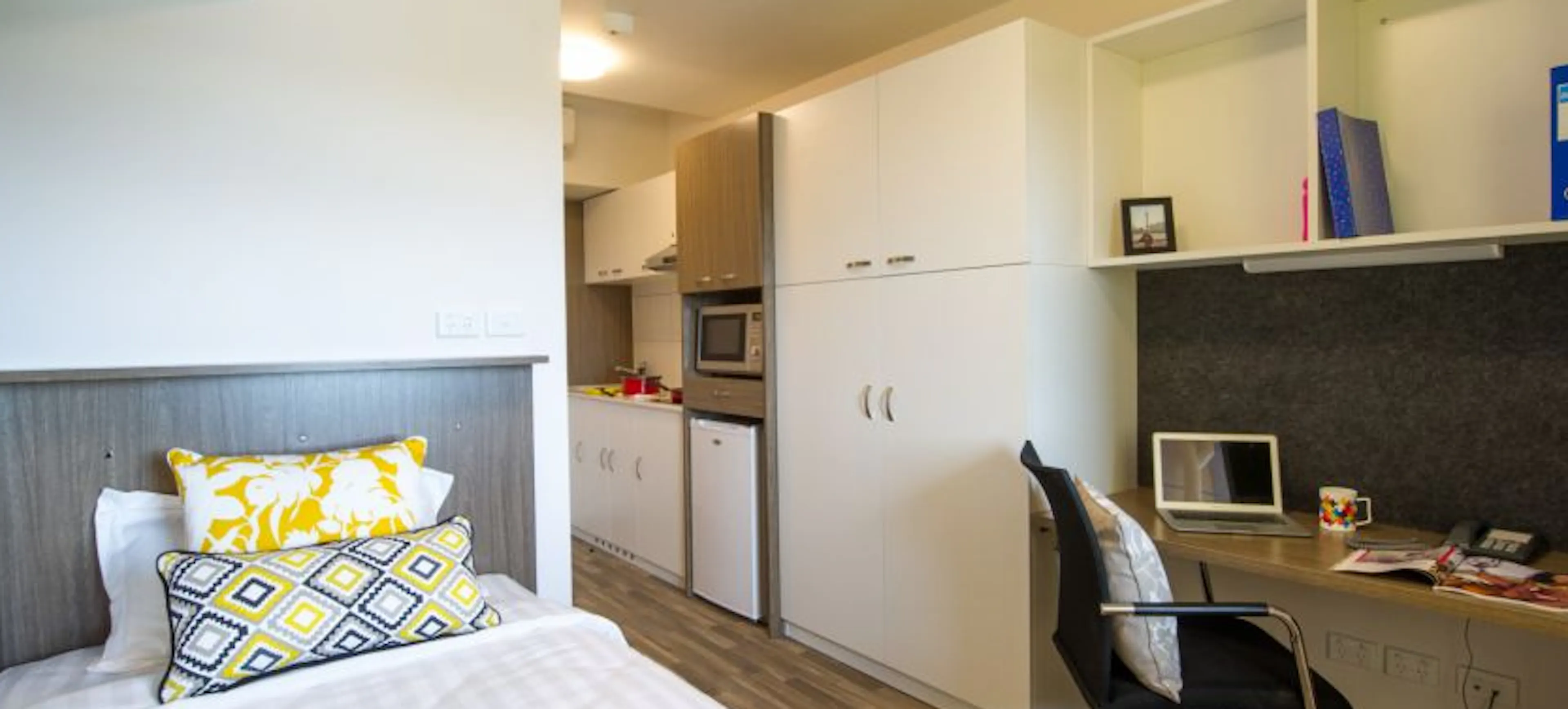 Standard ROOM 3