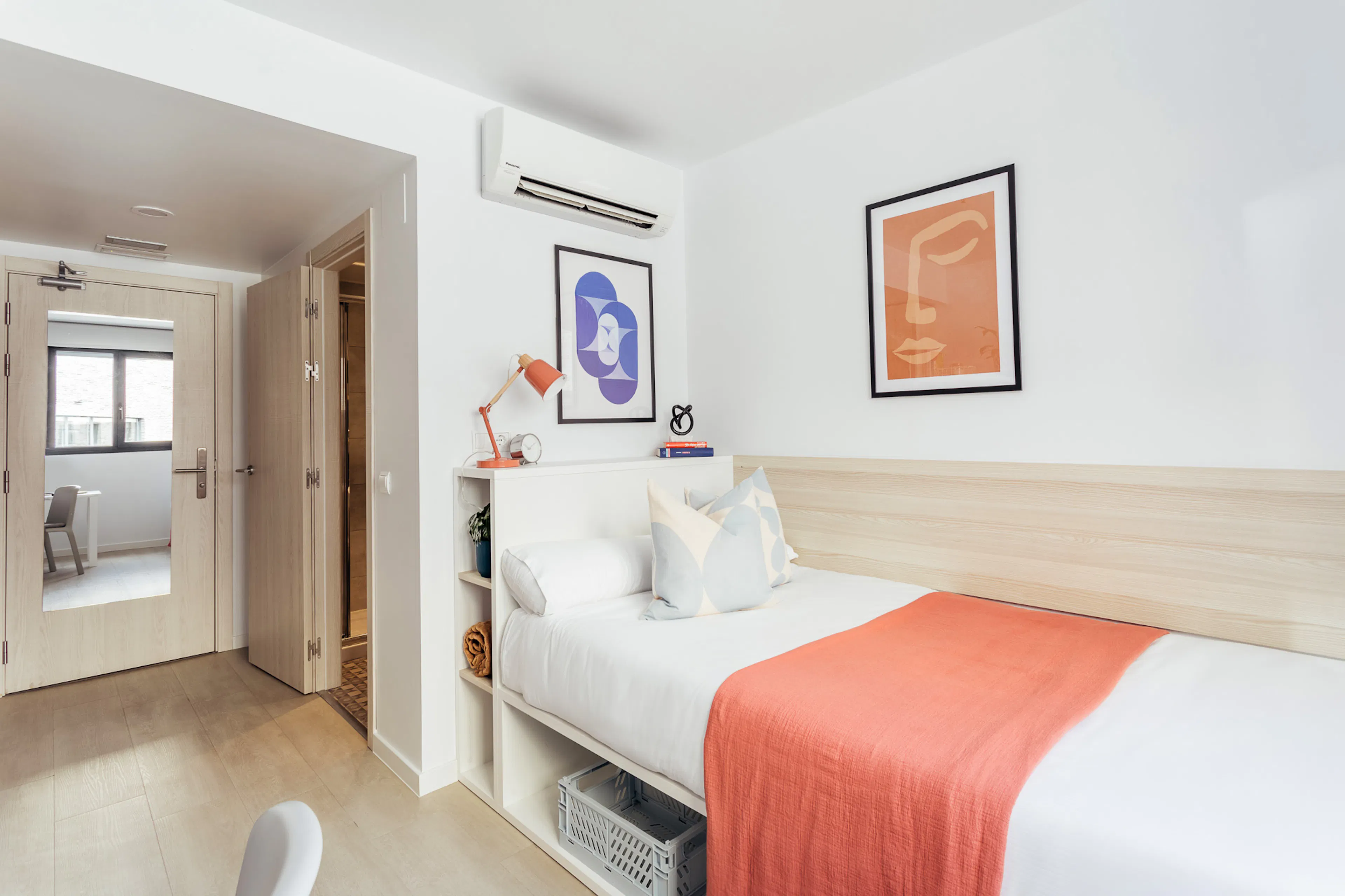 Standard Studio ROOM 1