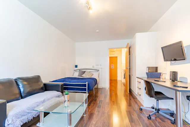 Standard room image 1