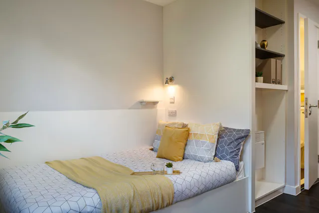 Standard room image 1