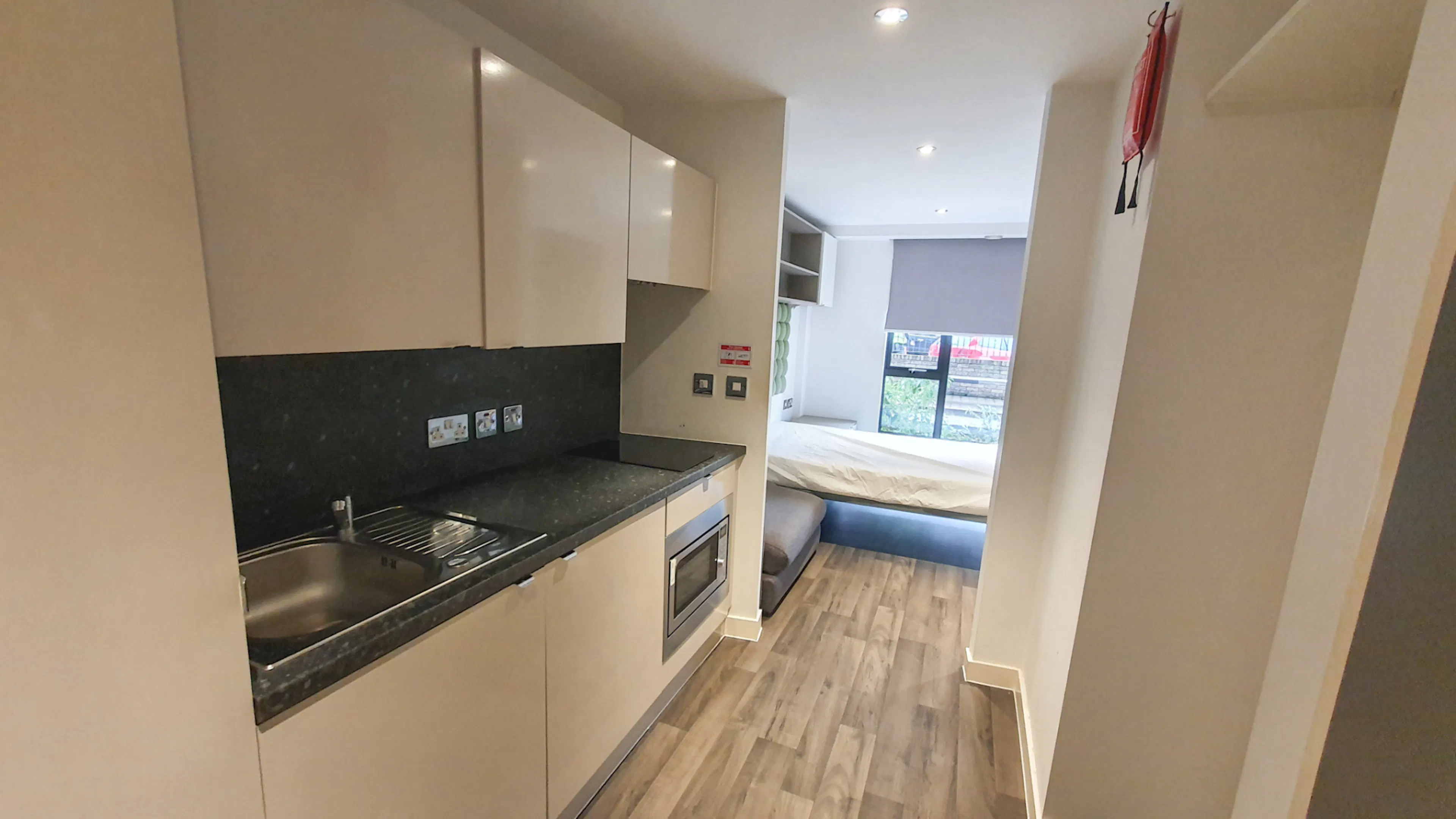 Standard Studio Penthouse KITCHEN 4