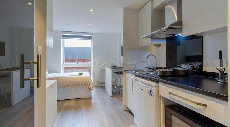 miura-nottingham-Standard Studio