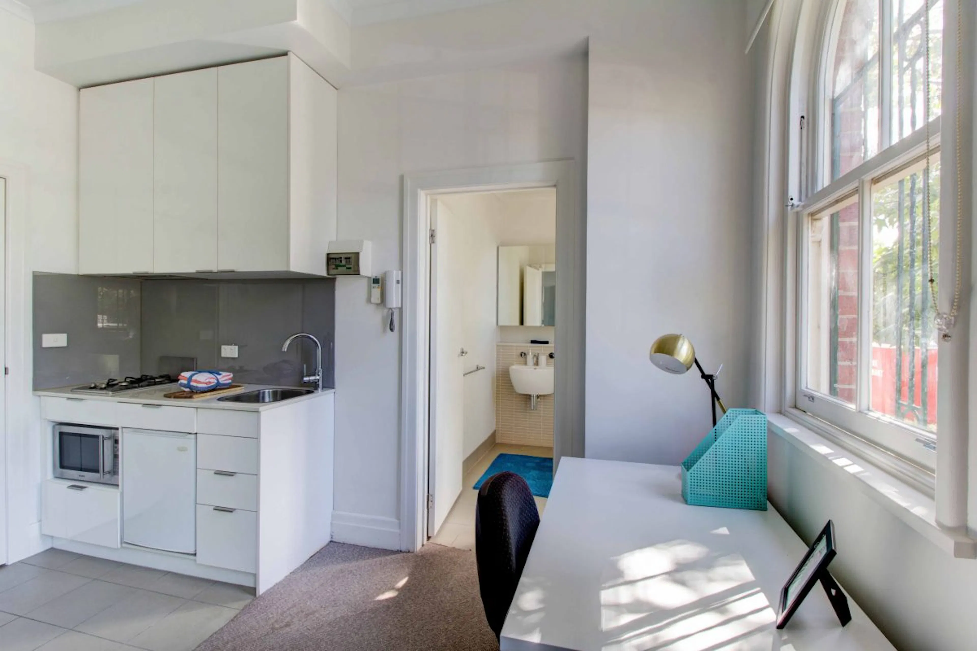 Standard Studio KITCHEN 3