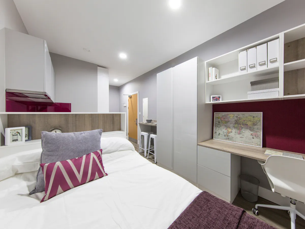 Standard Studio ROOM