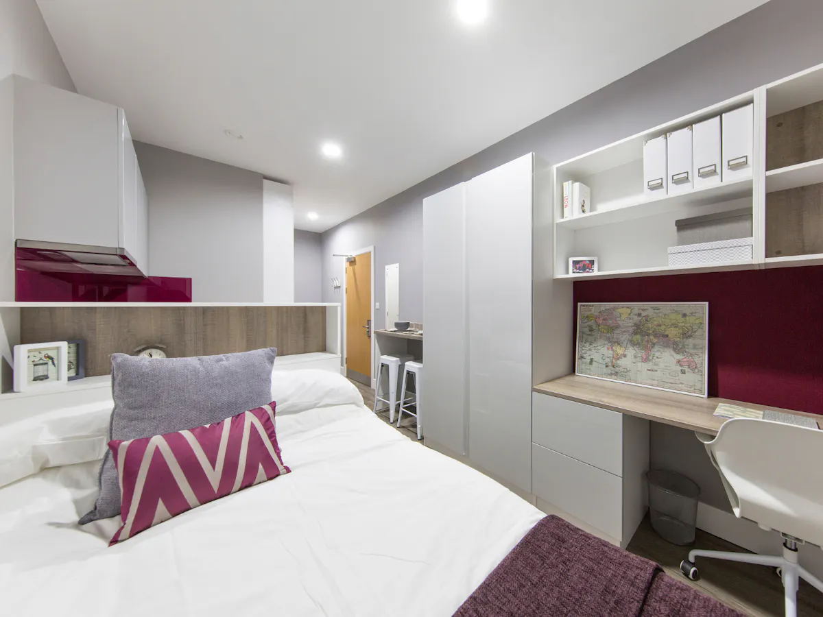 Standard Studio ROOM
