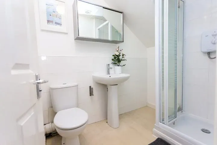 Standard – 2 Bed Flat