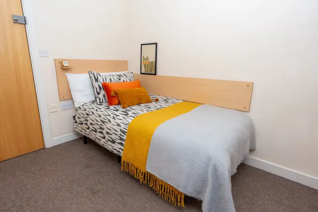 Standard room image 1