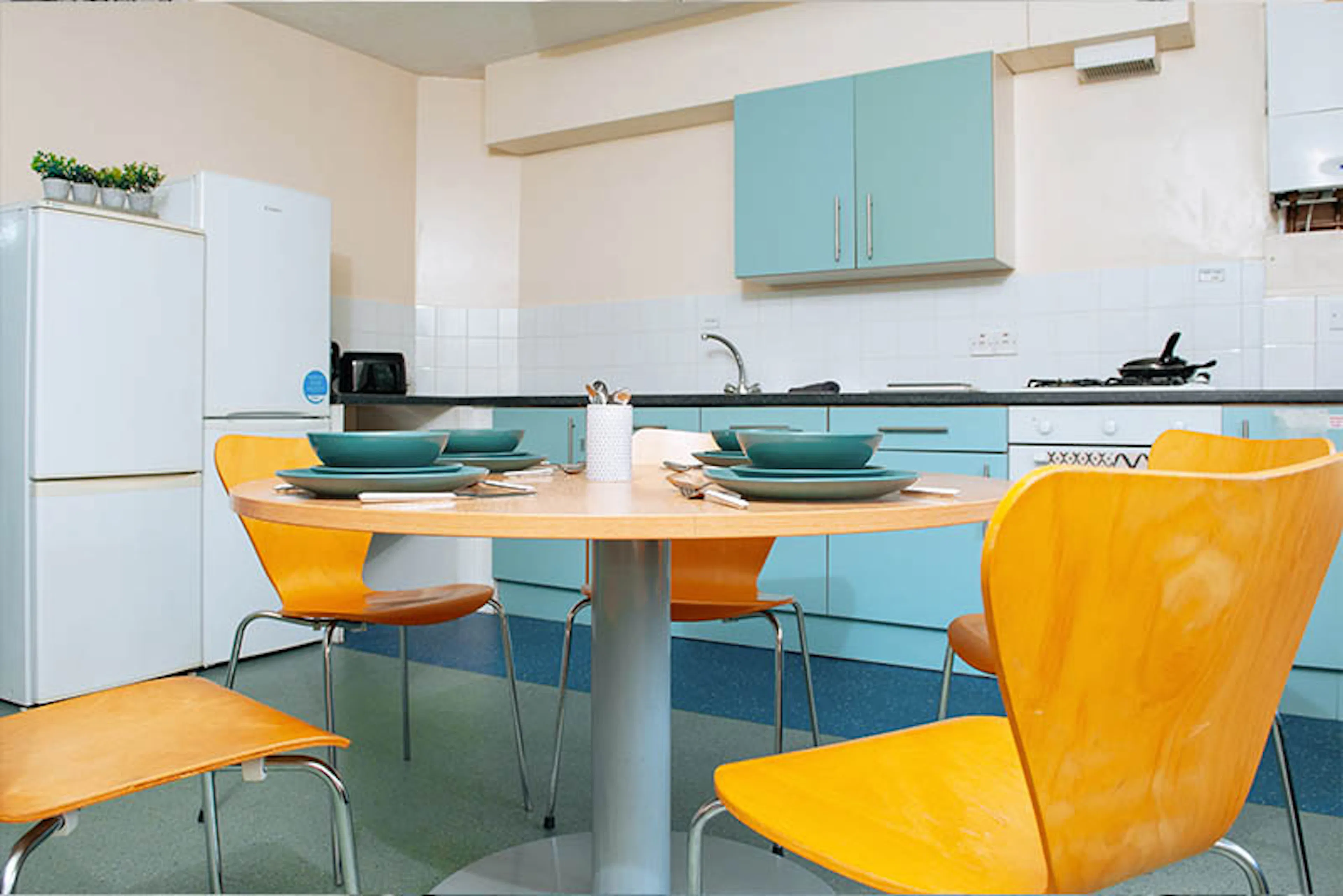 Standard Ensuite  KITCHEN 1
