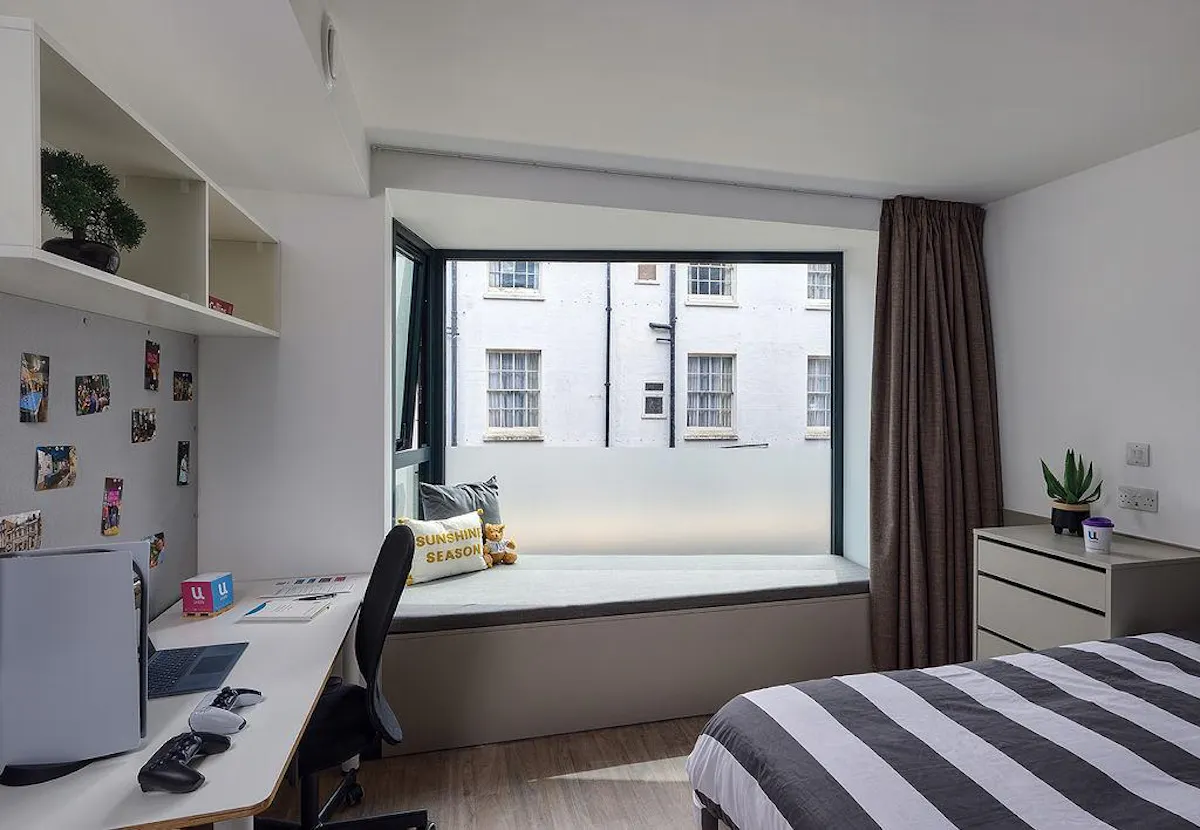 Standard Studio ROOM