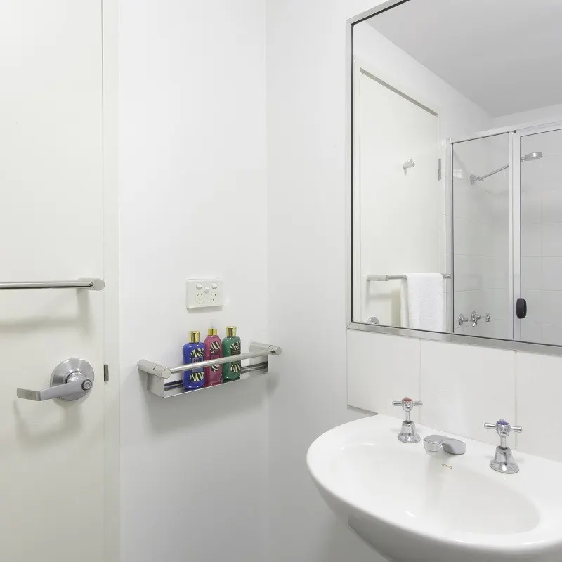 Studio Apartment BATHROOM 1