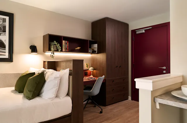 Classic Studio Plus room image 3