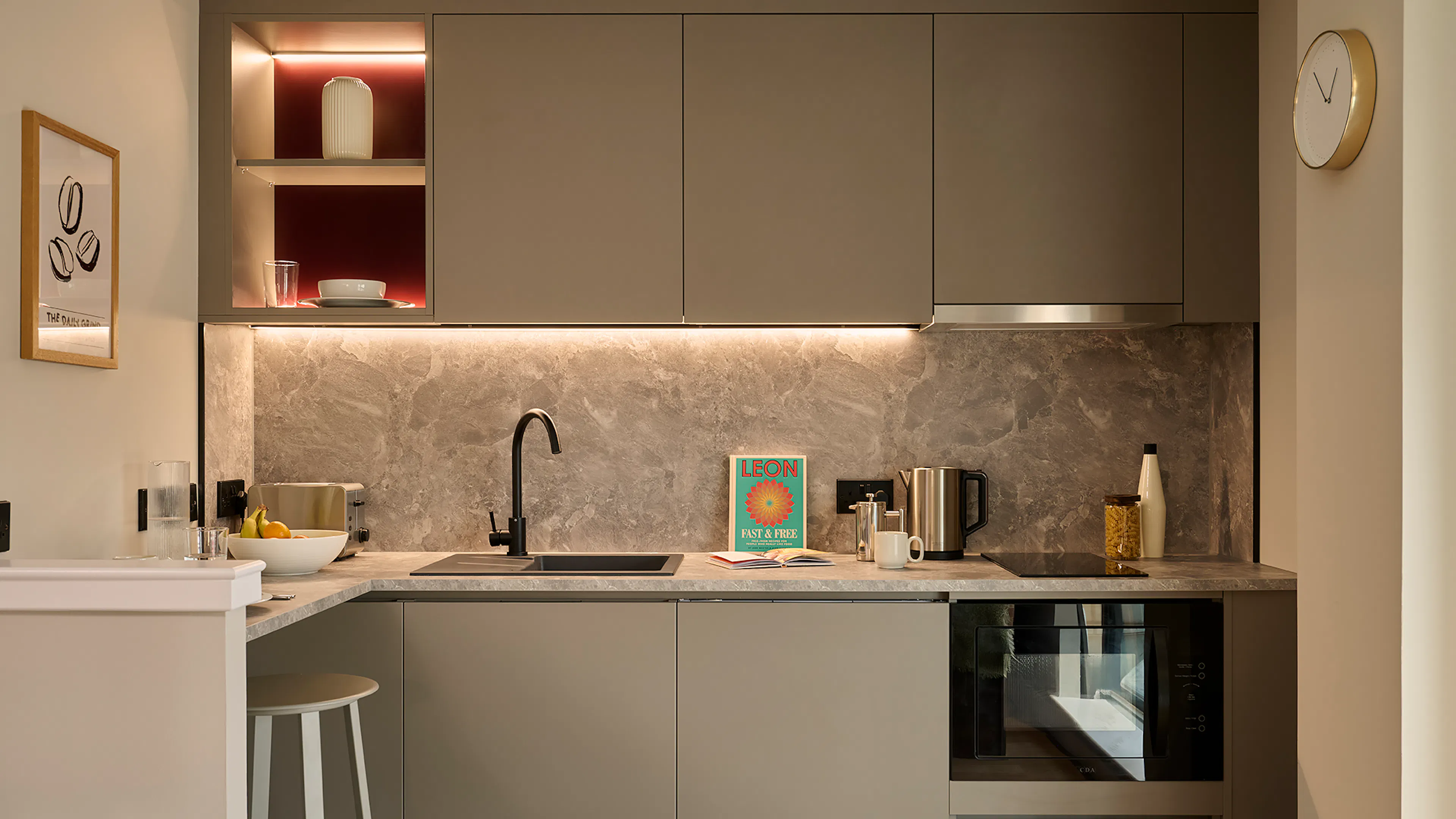 Classic Studio KITCHEN 3