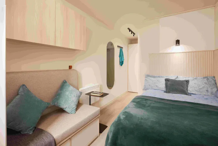 Ensuite ROOM 2