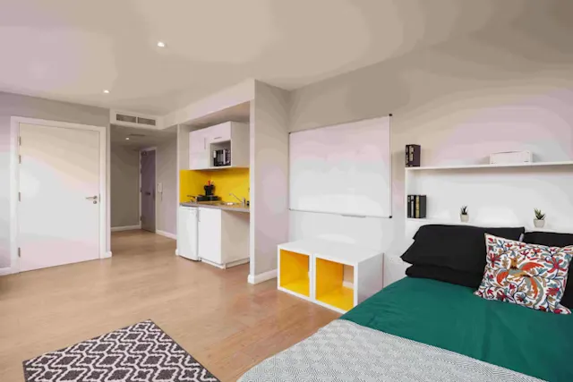 Studio Platinum - Ground Floor room image 2