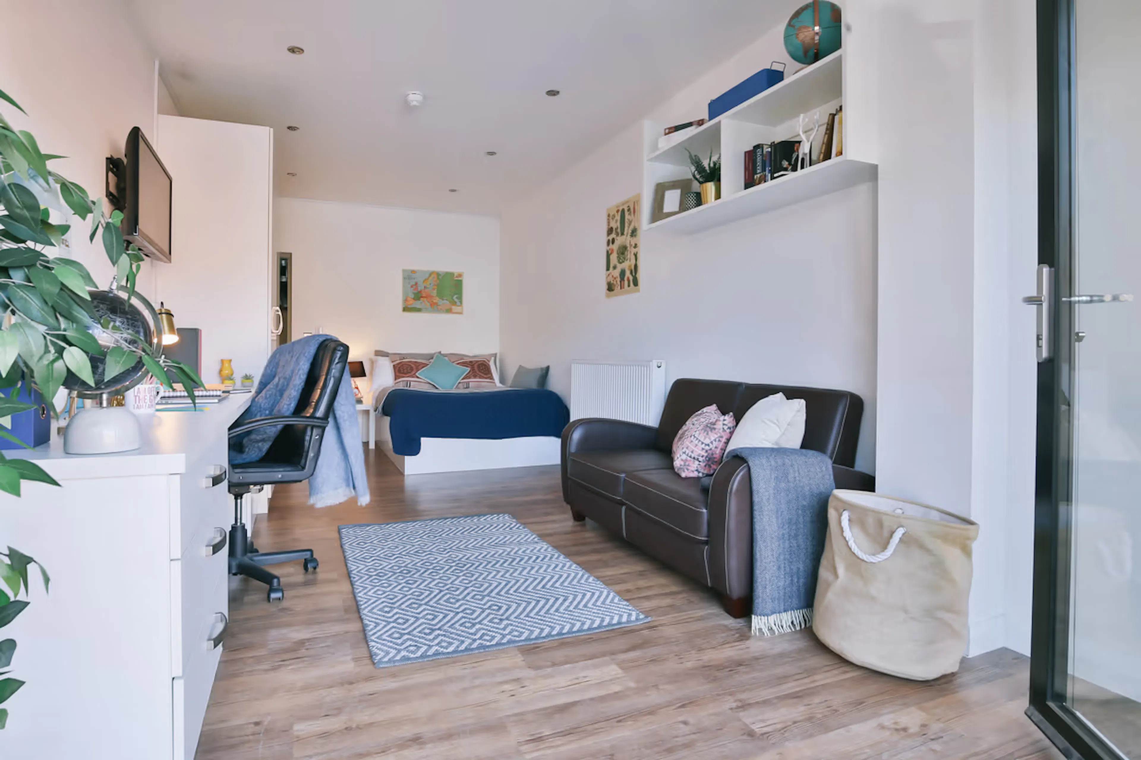 Classic Studio ROOM 2