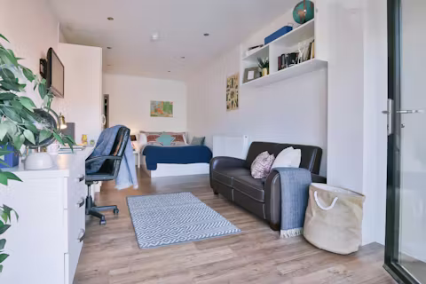 new-walk-leicester-ROOM