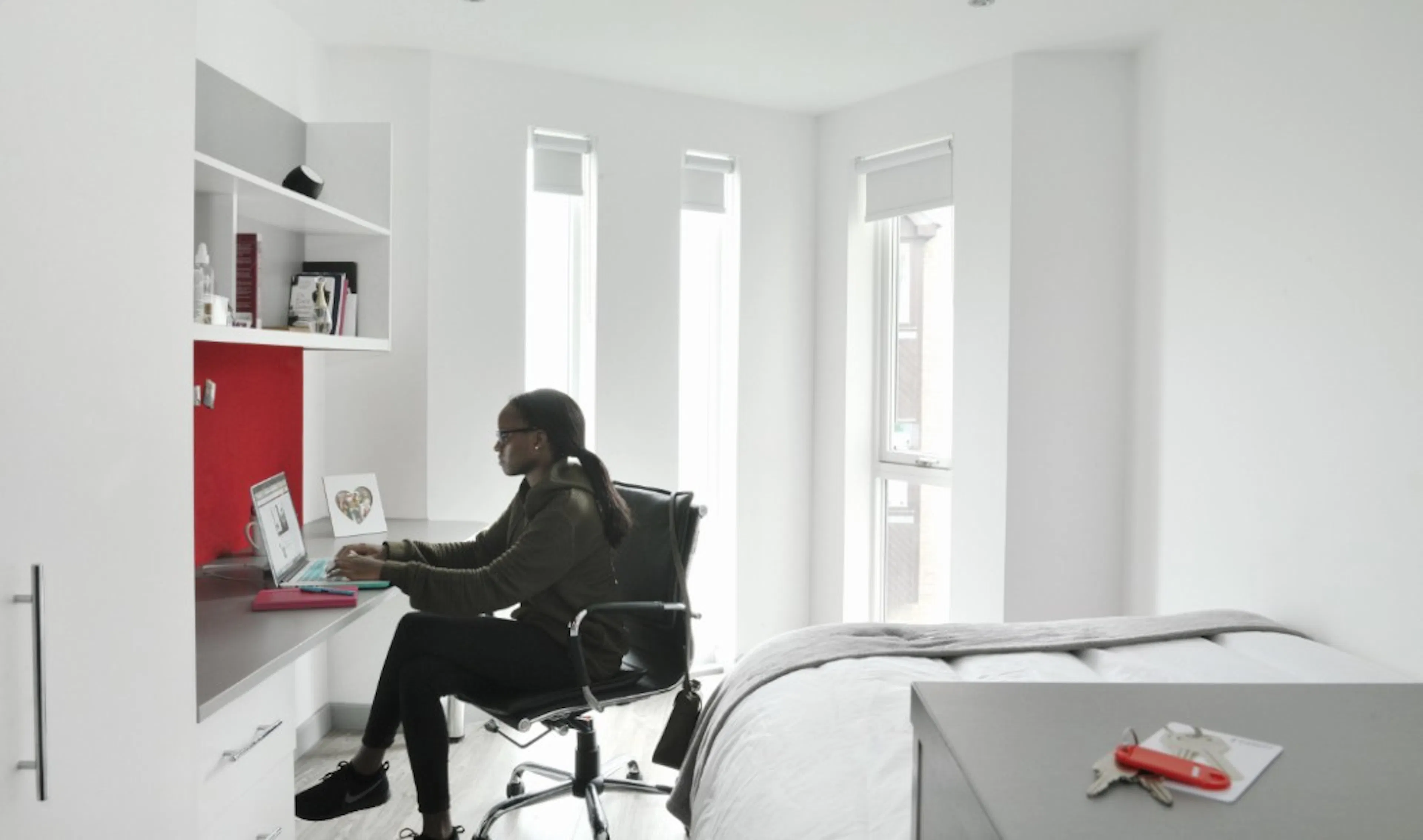Studio ROOM 4