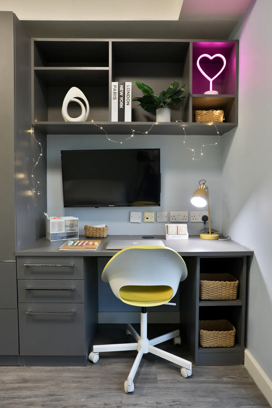 Bronze Studio