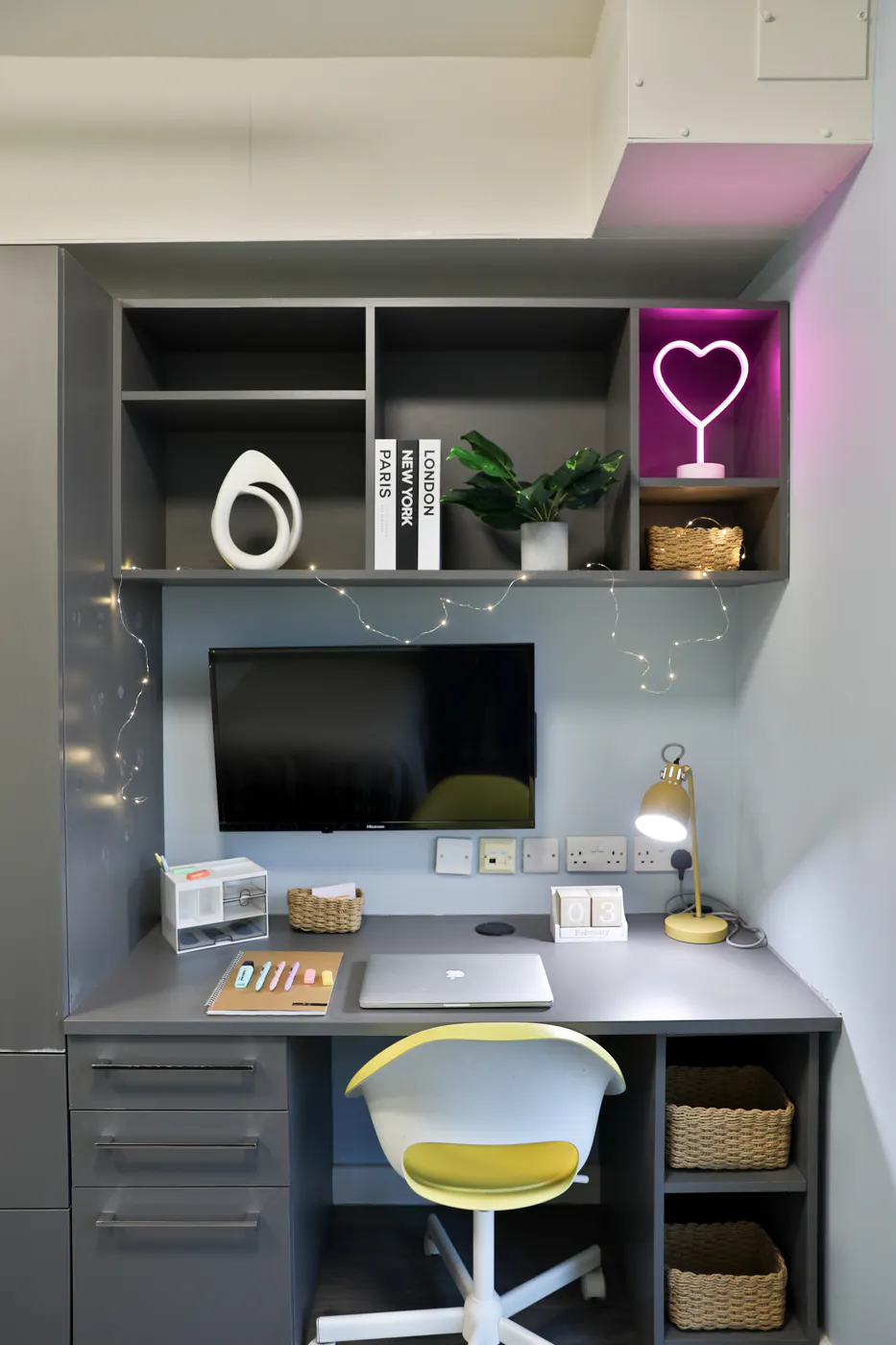 Bronze Studio