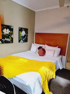 unilodge-shafston-brisbane-ROOM