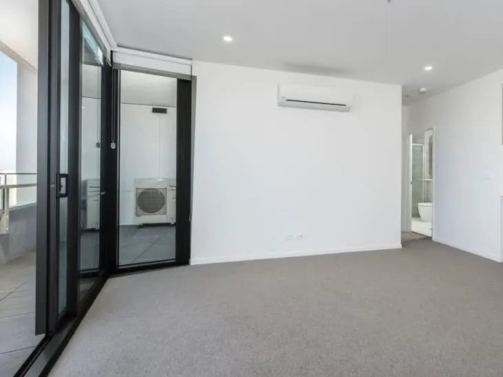 belong-newcastle-newcastle-nsw-Studio 1 Bath