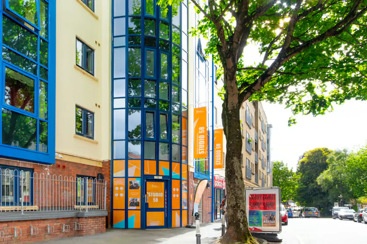 BUILDING BUILDING