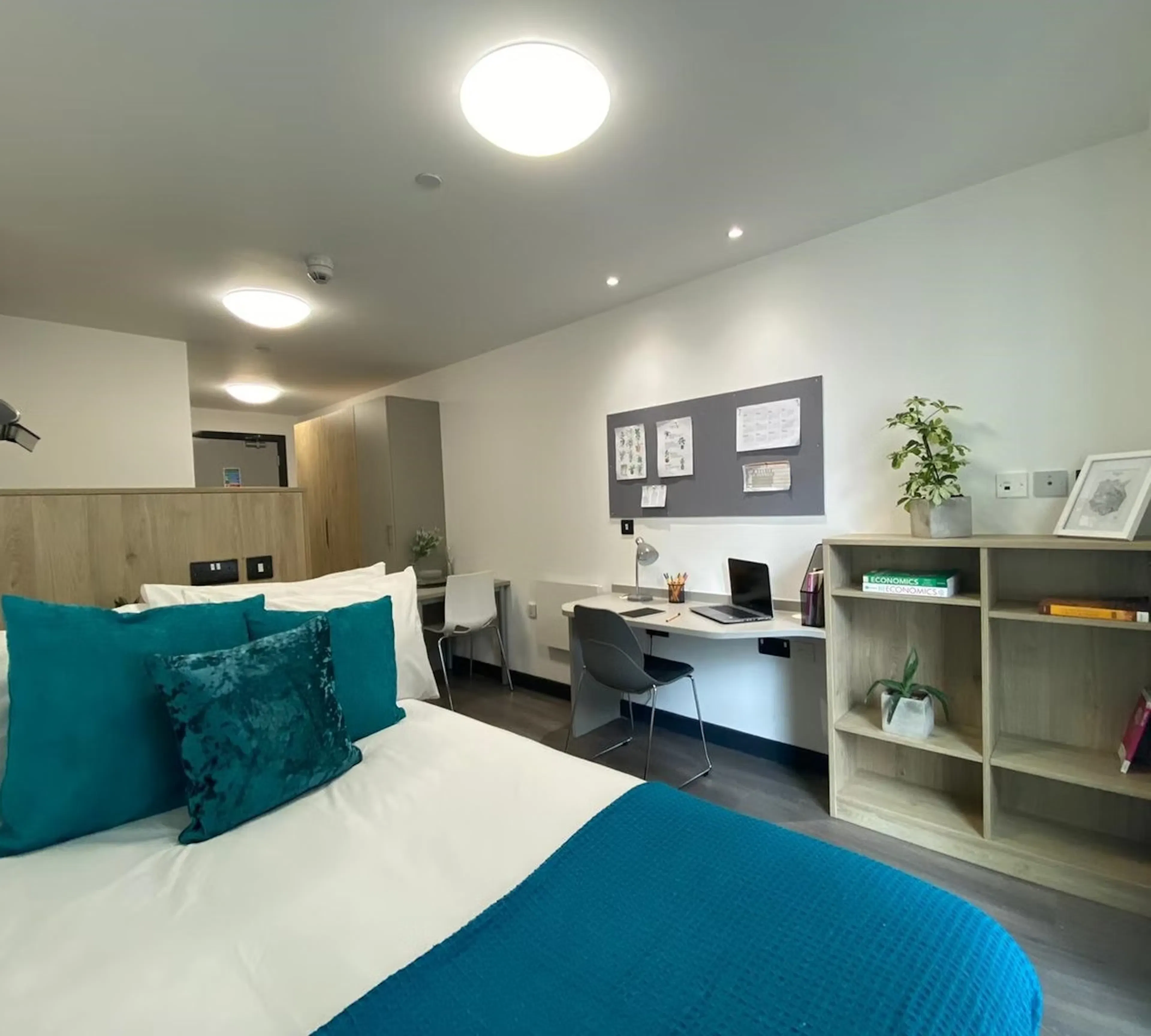 Accessible Studio ROOM 4