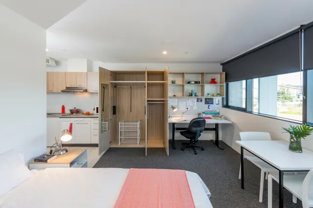Studio Accessible room image 1