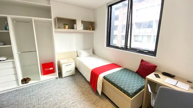 Studio Accessible room image 1